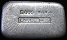 5 ounce (oz) Engelhard Silver Bar, No Serial, Logo in Middle, Poured, Obverse